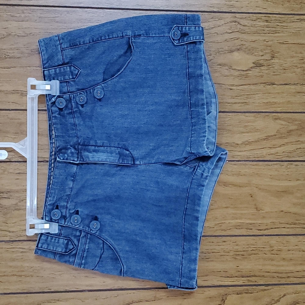Sonoma Life & Style Button Detail Shorts Wmns 12